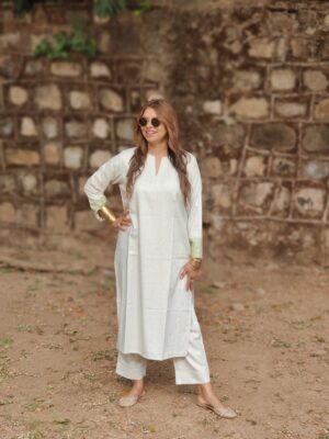 CHALK-WHITE KIRAN CO-ORD SET