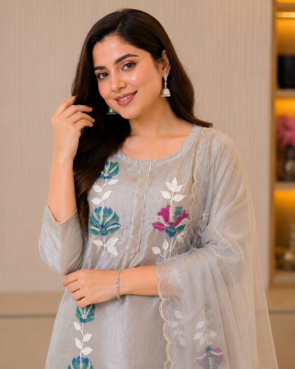Pearl Grey Floral Embroidered Kurta Set