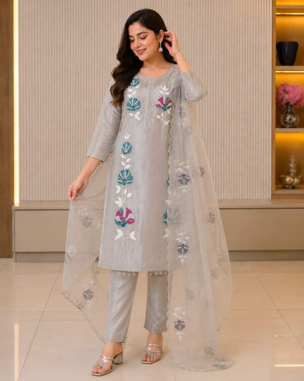 Pearl Grey Floral Embroidered Kurta Set